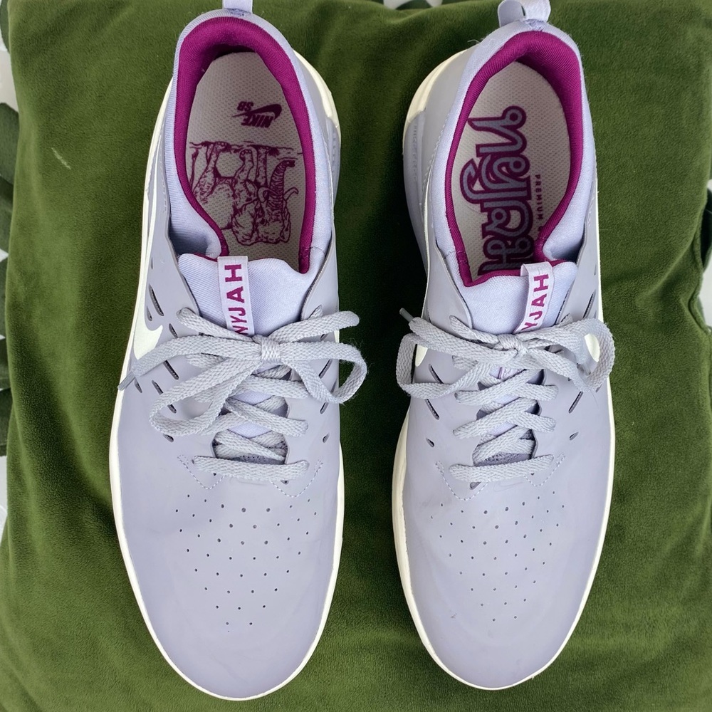 Nike SB Nyjah atmosphere grey true berry/ivory Size 10.5